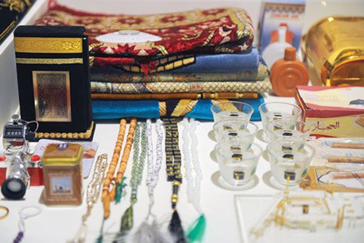 هديّة الحج".. ضغط نفسي ومادي يُرهق كاهل الحجاج والمعتمرين – الشروق أونلاين