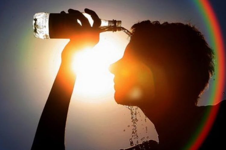 ضربات الشمس.. أطباء يحذرون من مضاعفات مميتة