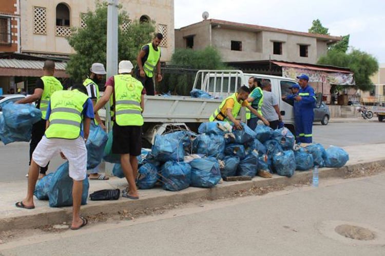شعار “نتعاونوا شوية حومتنا تبقى نقية”.. ولاية الجزائر تنظم حملة نظافة تشمل 14 بلدية