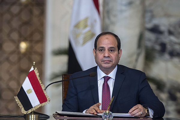 مشاركة مصر في تجويع سكان غزة.. هذا ما قاله السيسي