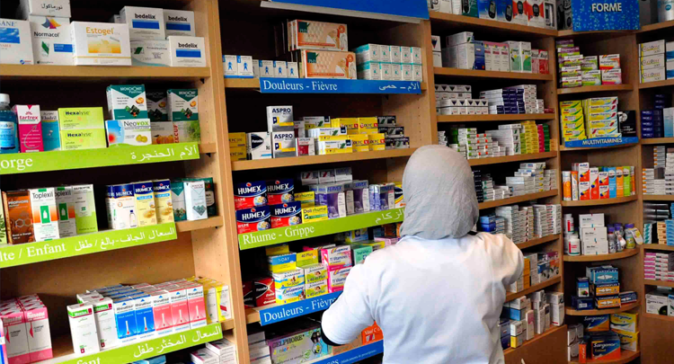 طلبة الصيدلة في مهمة للتحسيس من الأمراض النسائية