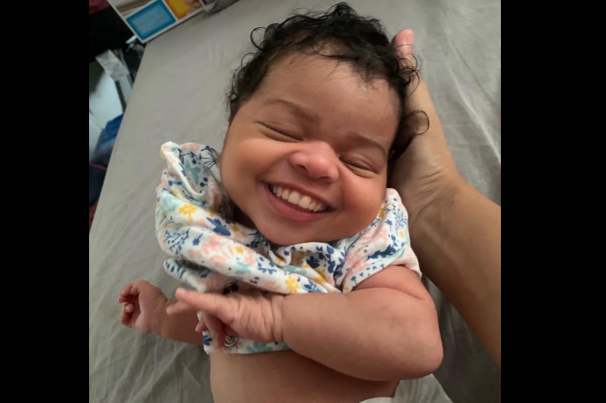 هذه قصة الصور المنتشرة لرضيعة ولدت بأسنان كاملة! – الشروق أونلاين