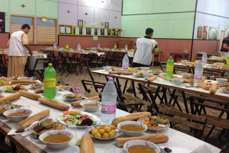 الجزائر – 2200 رخصة لفتح مطاعم الرحمة خلال شهر رمضان المقبل – الشروق أونلاين