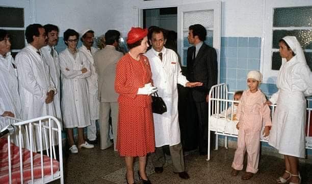 الملكة إليزابيث