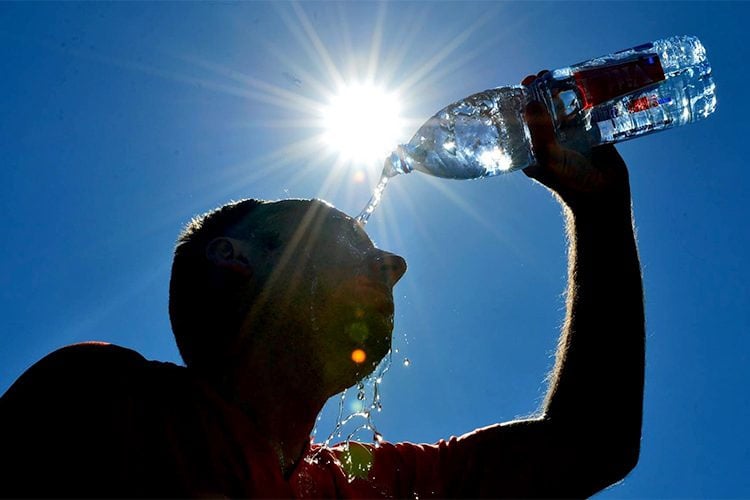 تنبيه: موجة حر تمس الجزائر العاصمة و7 ولايات غدا الاثنين