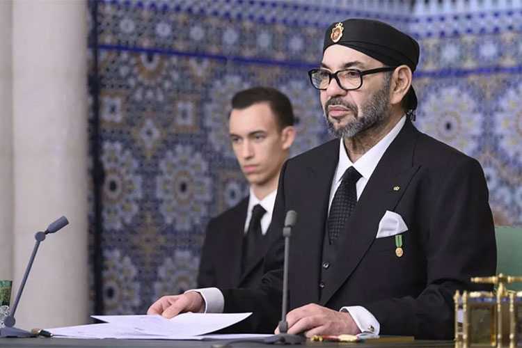 محيط محمد السادس يتقاذفون التهم بعد نكسات أكتوبر الأسود