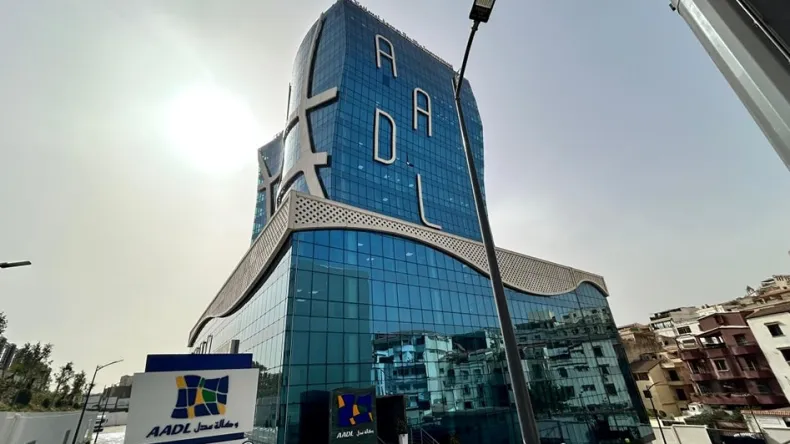 وزير السكن :”أسعار سكنات عدل 3 ستكون في المتناول و الانطلاق في المشاريع سيكون خلال السداسي الأول من السنة الجارية”