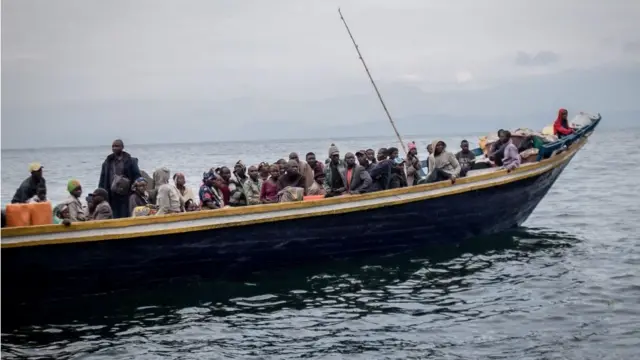 Au moins 38 morts et 100 disparus dans le naufrage d'un navire en RDC ...
