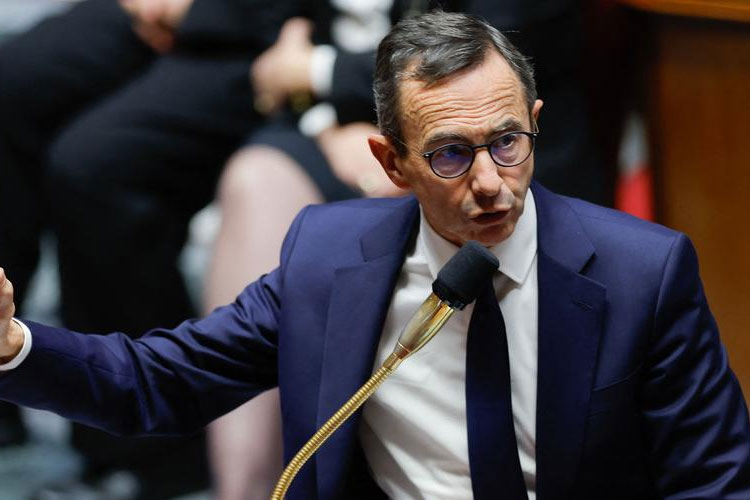 المسافرين الجزائريين