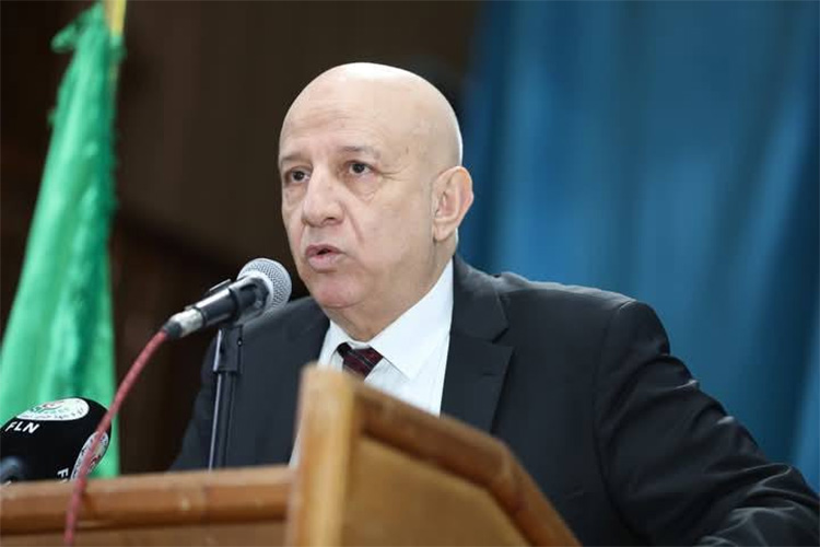بن مبارك يحذر من تهميش قيادات “الأفلان” في انتخابات الهياكل