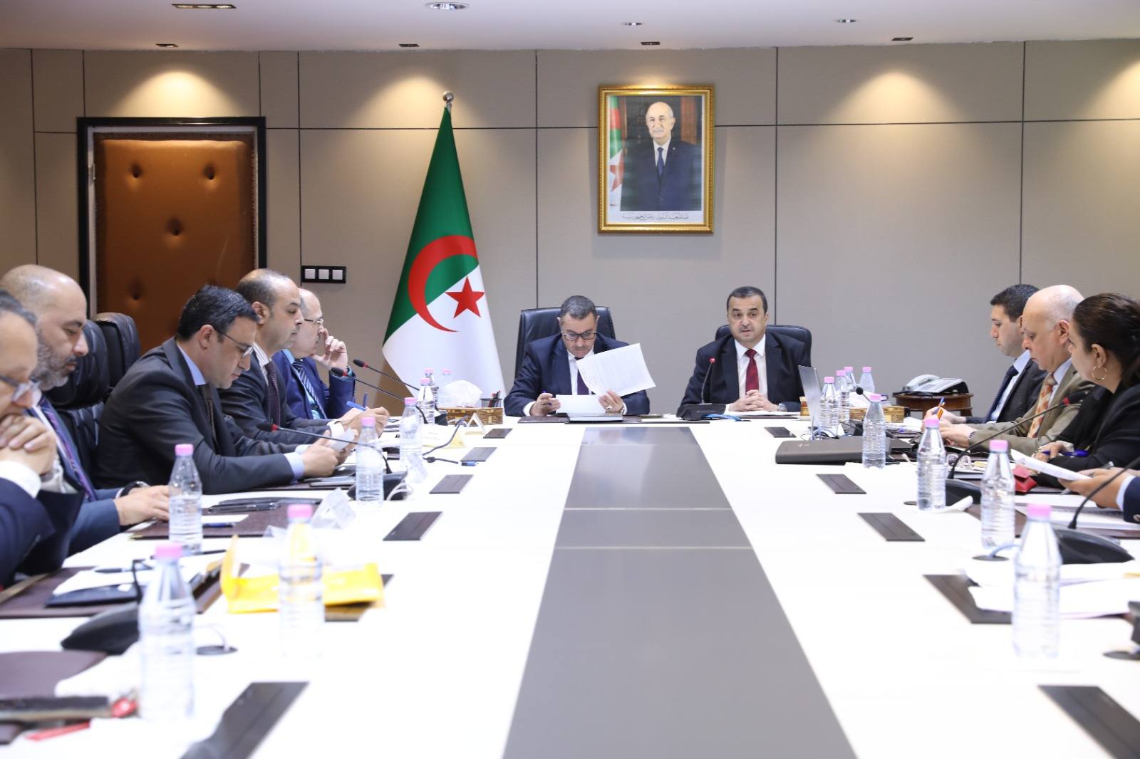 اجتماع تنسيقي لإنشاء شركة وطنية جديدة للنقل الجوي للمسافرين