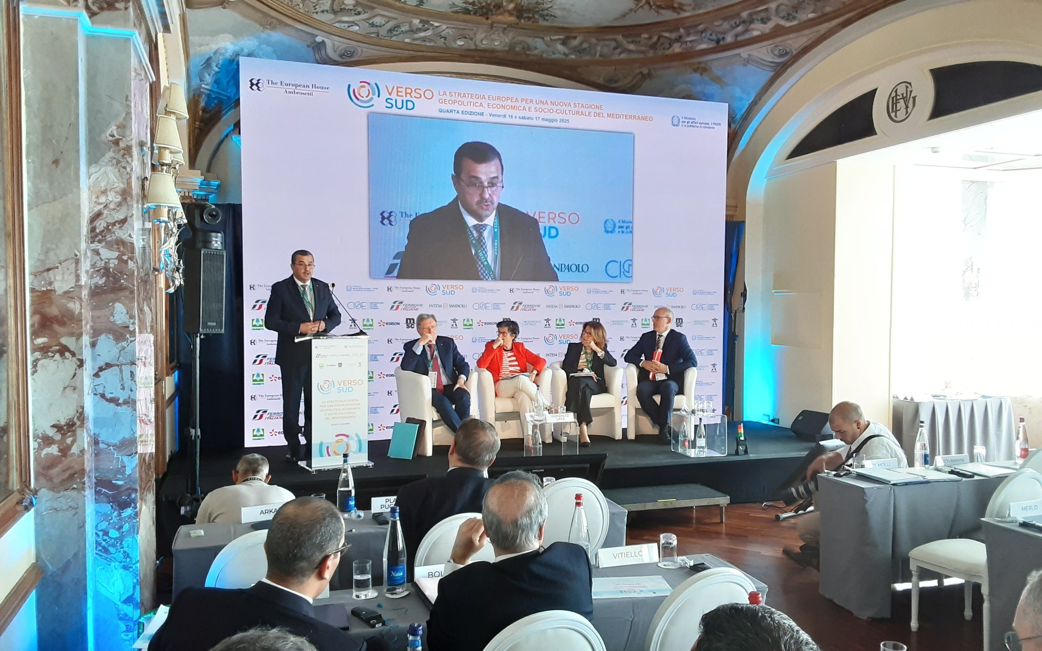عرقاب يبرز بإيطاليا أهم محاور الاستراتيجية الوطنية للطاقة