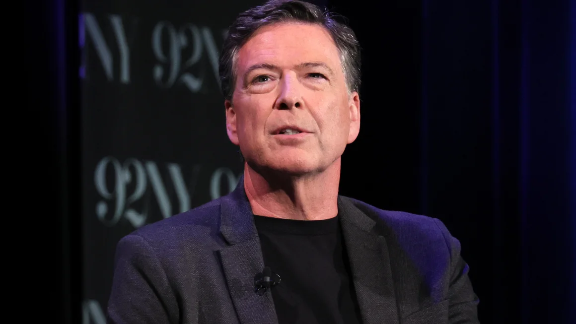 “47 86”.. رقمان يورطان مدير سابق لـ “FBI” والسلطات الأمريكية تُحقق