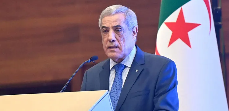 العرباوي يشرف على تسليم “جائزة علي معاشي” للمبدعين الشباب