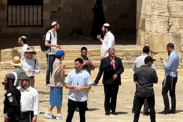 الخارجية الفلسطينية: اقتحامات قادة الاحتلال للضفة محاولة لتدمير حل الدولتين