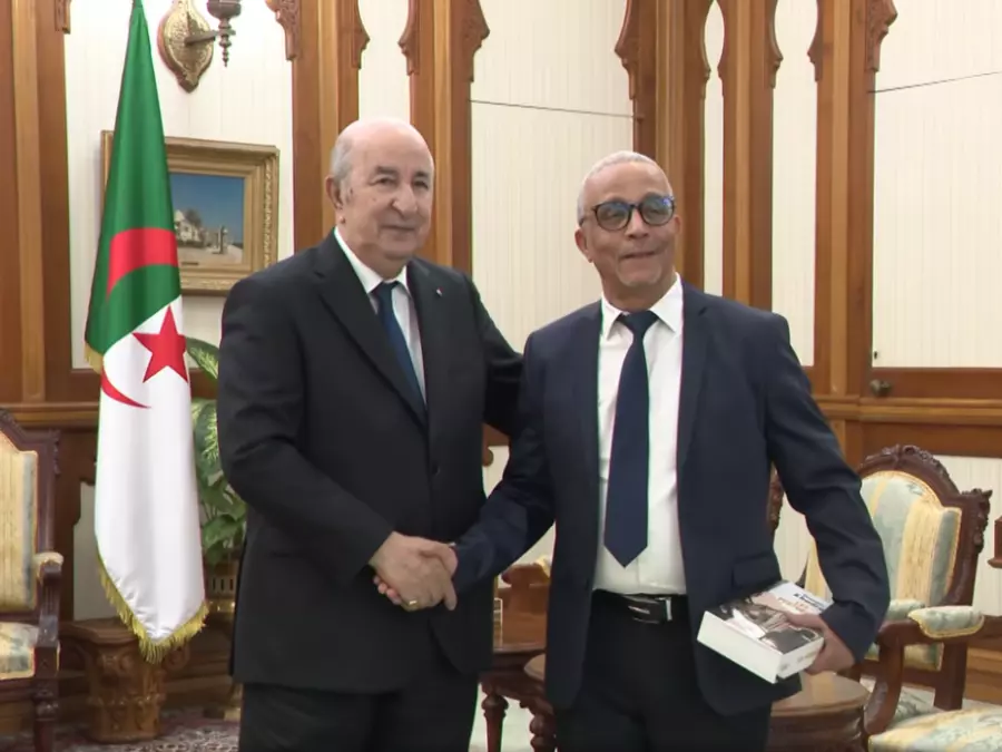 Le président de la République reçoit l’écrivain et romancier Mohamed Moulessehoul, dit Yasmina Khadra