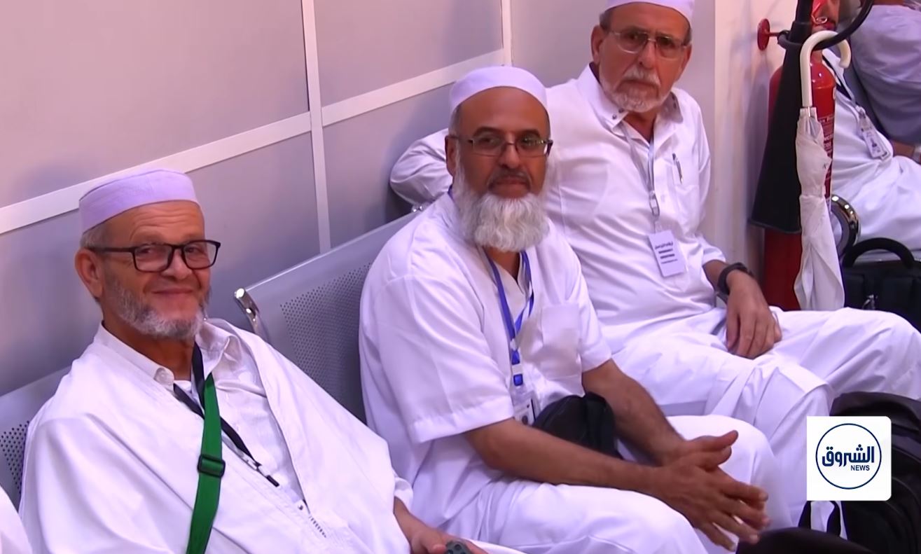 غرداية: 374 حاجا على متن أول رحلة من مطار “مفدي زكريا” نحو البقاع المقدسة