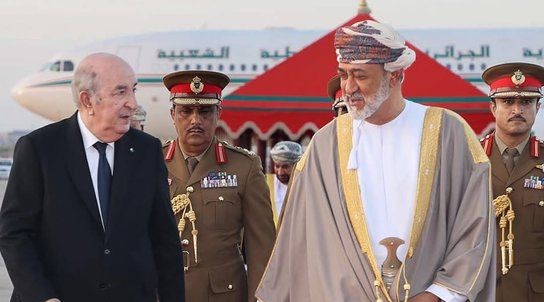 الرئيس تبون يستقبل سلطان عمان في زيارة دولة