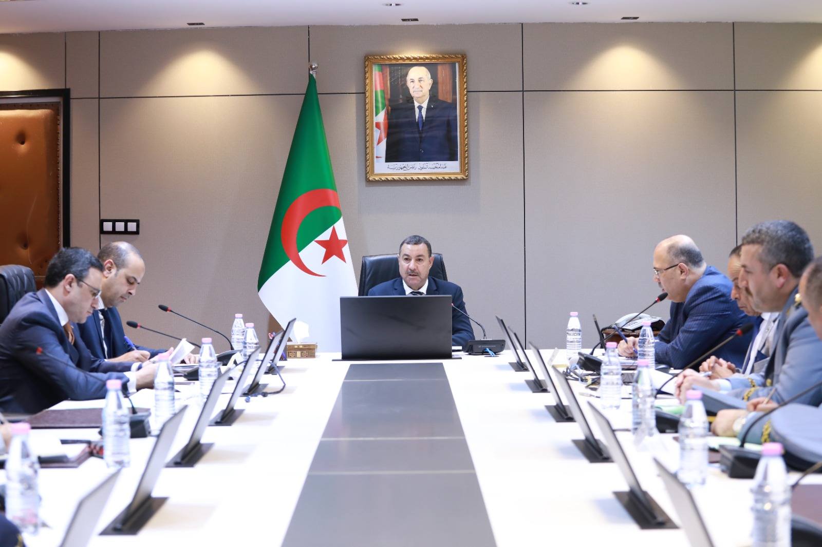 السعيد سعيود يترأس اجتماعا لتحديث مطار الجزائر الدولي
