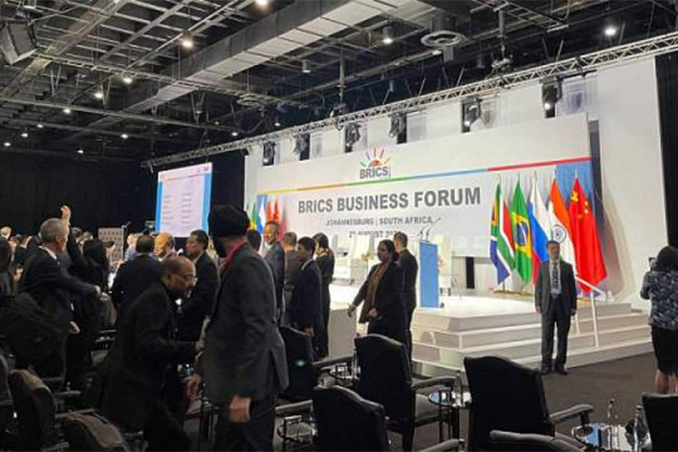 مفاوضات مع البرازيليين حول اللحوم والطيران والسيارات