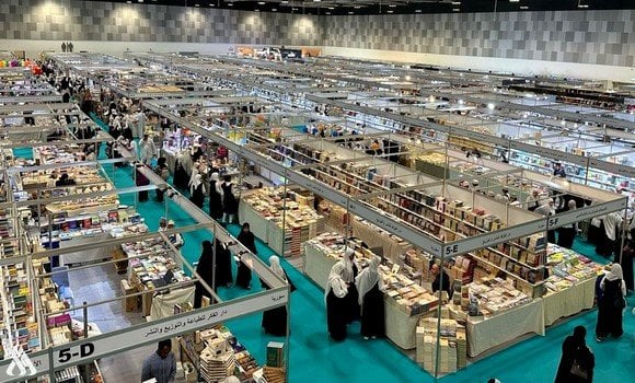 الجزائر تشارك بـ 43 دار نشر في الطبعة الـ29 لمعرض للكتاب بعُمان