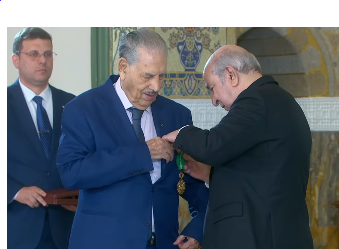 Le moudjahid Salah Goudjil décoré par le président Tebboune (VIDEO)