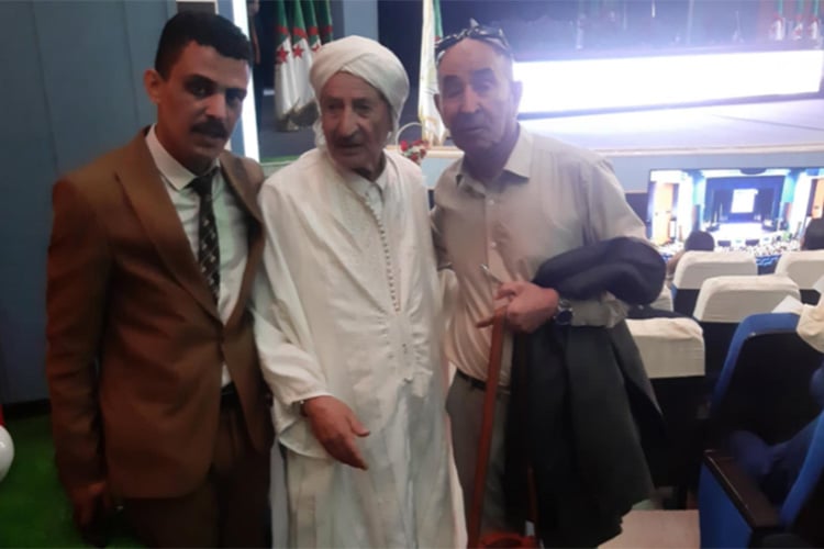 “هربت من حكم الإعدام مرتين ورفاقي سموني الشهيد الحي”