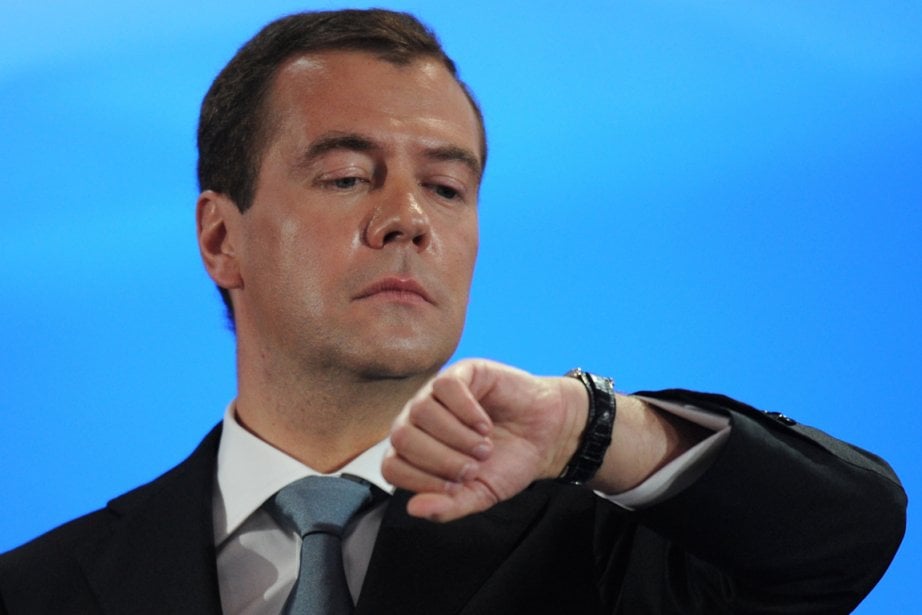 Medvedev met en garde Donald Trump!