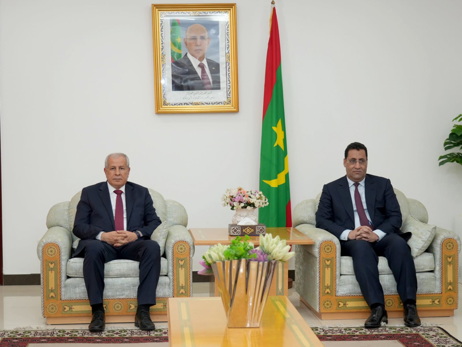 الرئيس المدير العام لسوناطراك يبحث مع الوزير الأول الموريتاني فرص التعاون