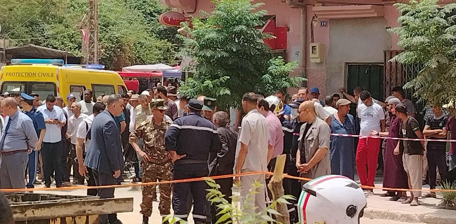 وفاة 3 أشخاص داخل مجمع للصرف الصحي في بسكرة