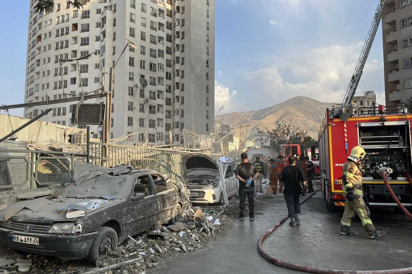L’Iran poursuit sa riposte aux agressions sionistes, plusieurs cibles détruites