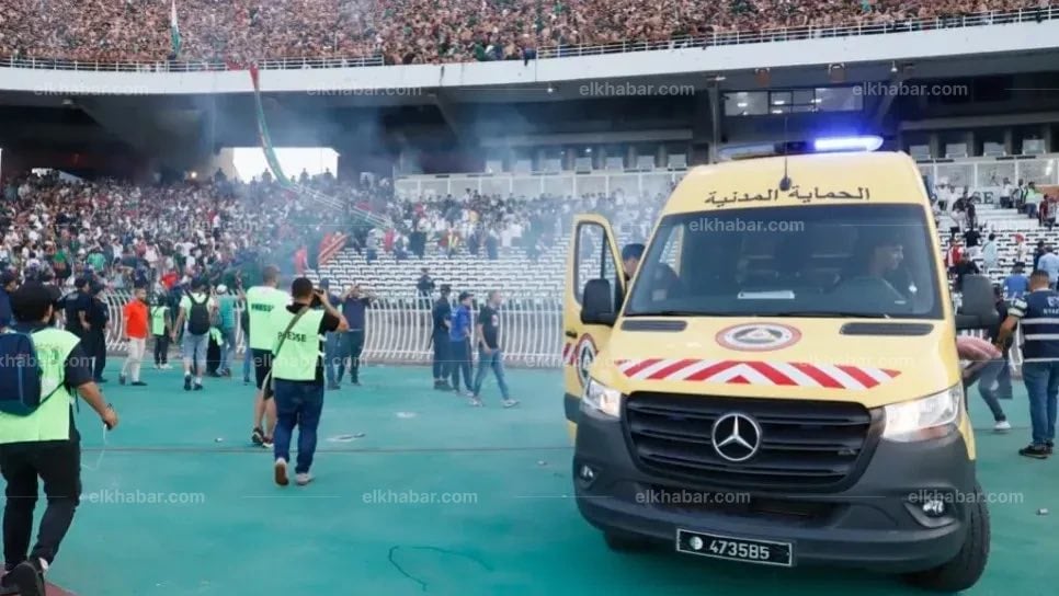 آخر حصيلة لحادث سقوط أنصار مولودية الجزائر من المدرجات