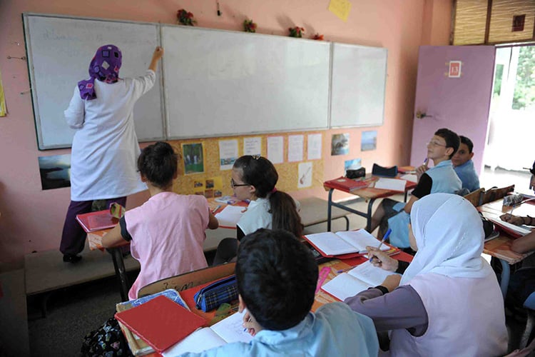 وزارة التربية تعرض خطتها لتخفيف الاكتظاظ