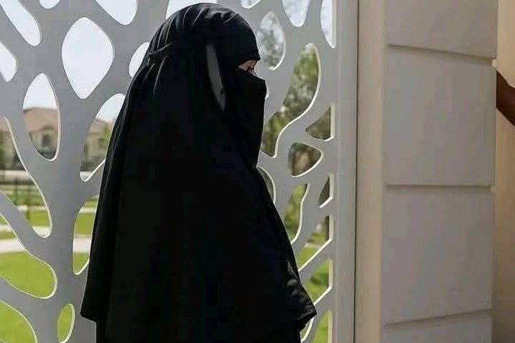 المعتدون على “سيدة العلمة” رهن الحبس المؤقت