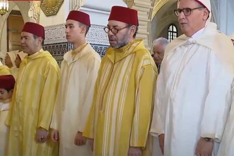 نحن أمة أمية، واختلاف المطالع!
