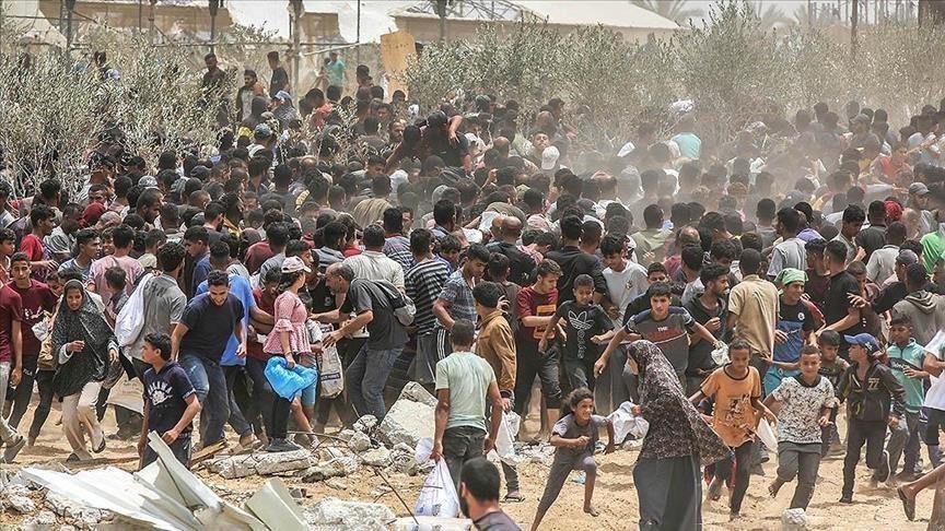 Gaza: 16 morts et 100 blessées dans l’attaque menée par Israël contre les personnes attendant de l’aide