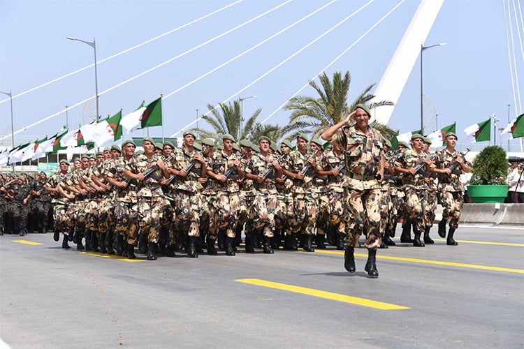 هذه شروط وامتيازات الالتحاق بنخبة الجيش