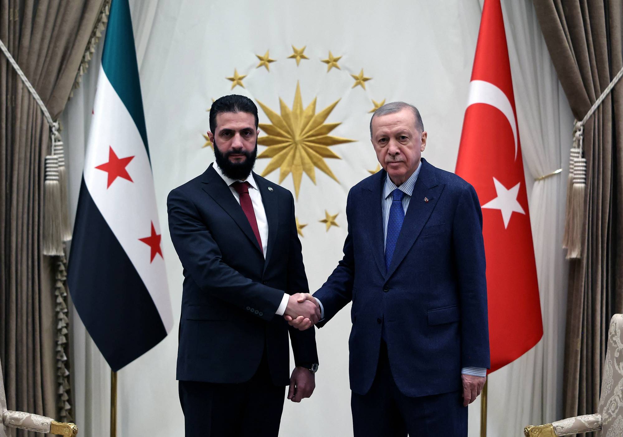 في ظل التصعيد الصهيوني بسوريا.. أردوغان والشرع يبحثان المستجدات
