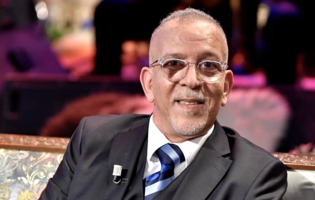 تعيين حفيظ دراجي سفيرا لقيم ورسالة جمعية “البركة” الجزائرية