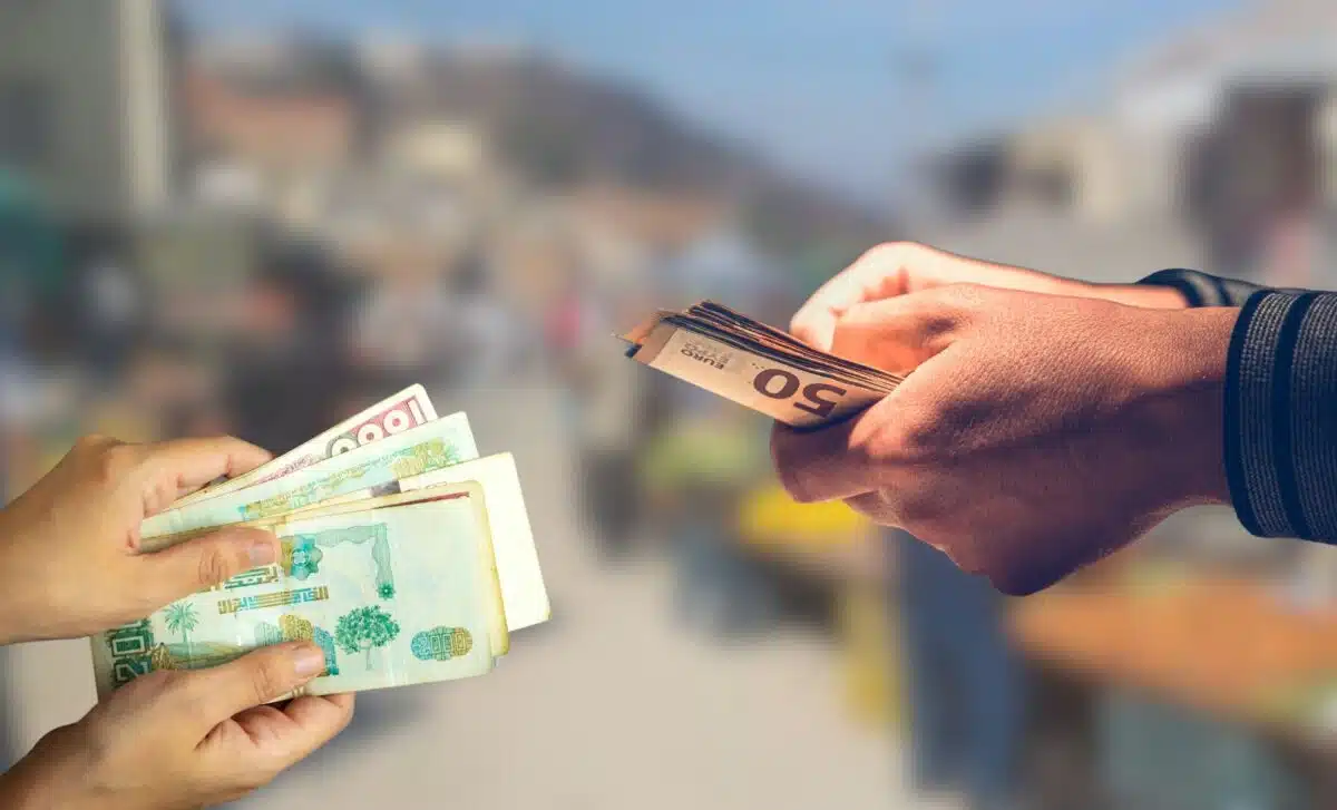 L’euro flambe et bat un nouveau record à 264 dinars au marché noir