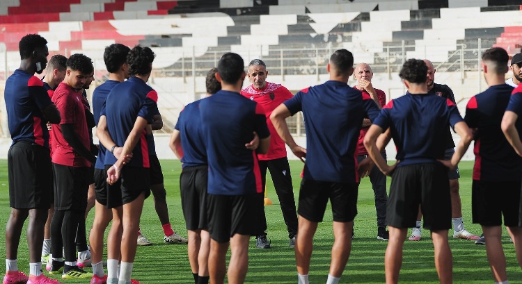 اتحاد العاصمة يتّصل بِهذا المدرب لِنهائي كأس الجمهورية