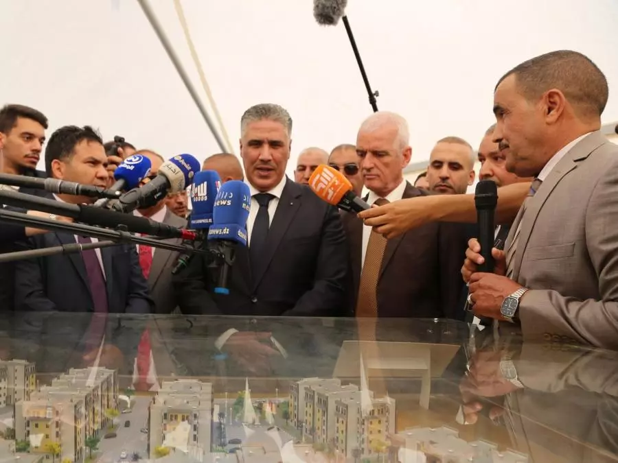 Célébration du 63ème anniversaire de l’indépendance: Lancement officiel de la distribution de 192 000 logements sur le territoire national