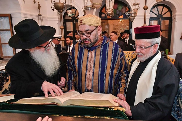هكذا يتم العمل على صهينة المملكة المغربية