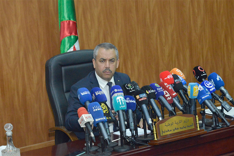 سعداوي: لا تنازل عن “التخصص” في توظيف المتعاقدين