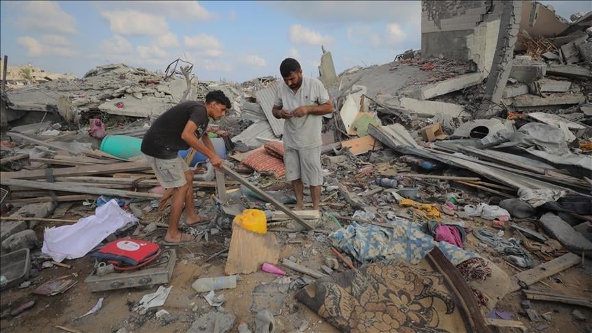 Gaza:15 femmes et 12 enfants parmi les 32 Palestiniens tués lors des frappes israéliennes