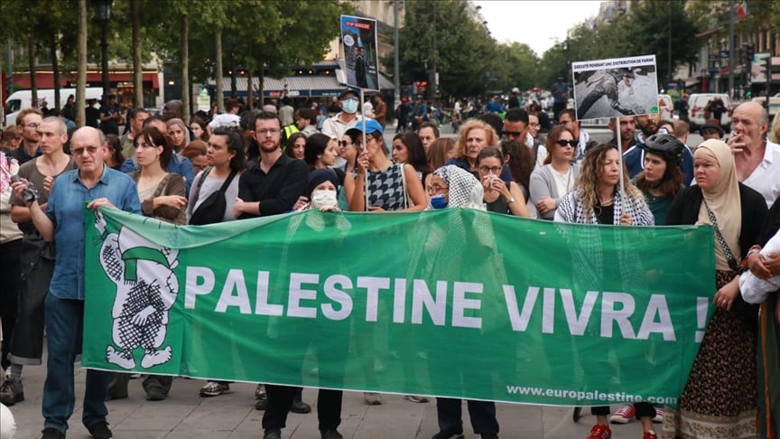 Manifestation à Paris contre le « génocide » et la « famine organisée » à Gaza