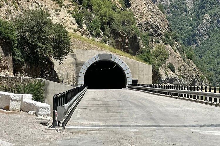 أنفاق خراطة.. من “نقطة خوف” إلى “نقطة أمان”