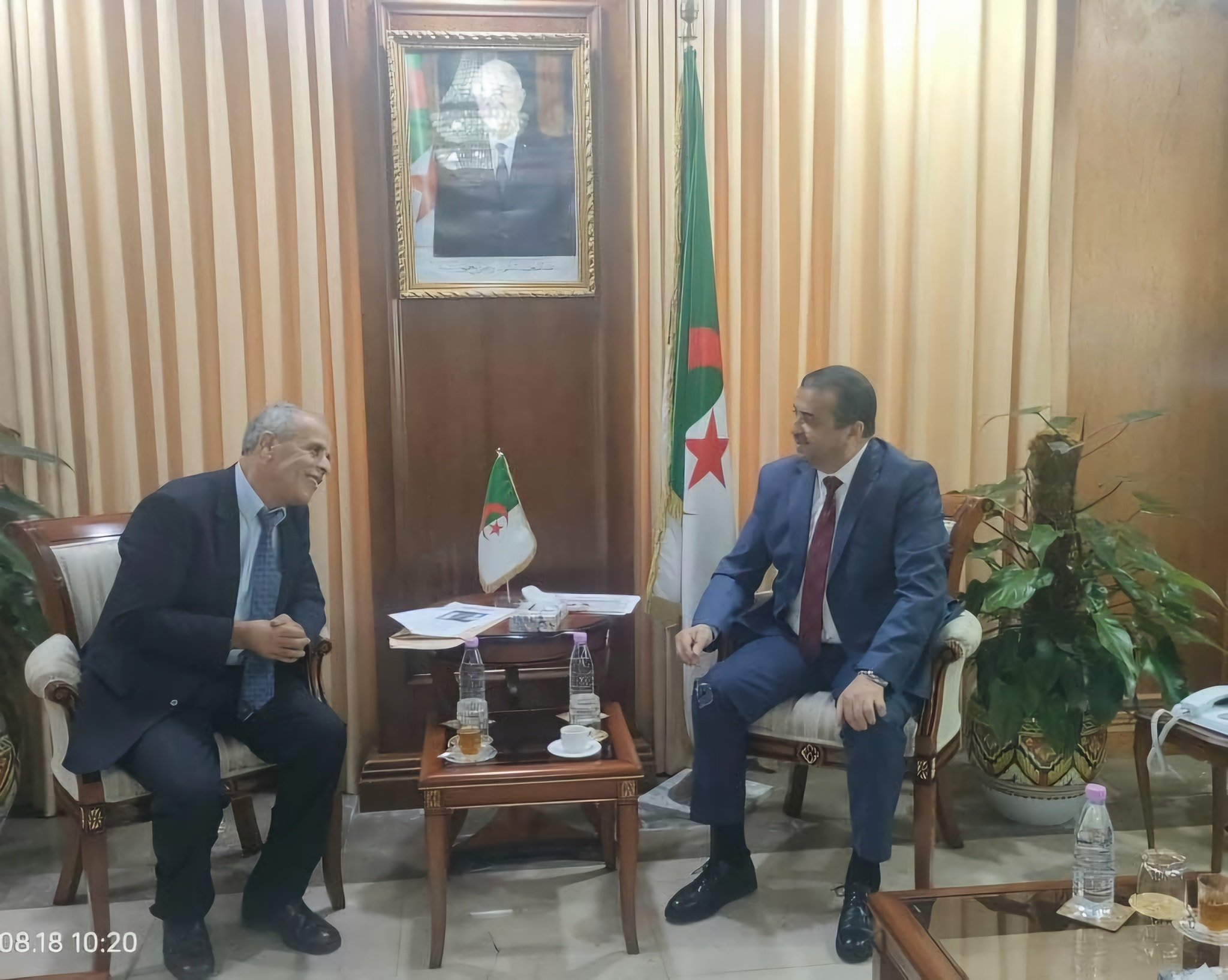 عرقاب يستقبل الباحث عبد الرحمان عبان مخترع الحقيبة الشمسية