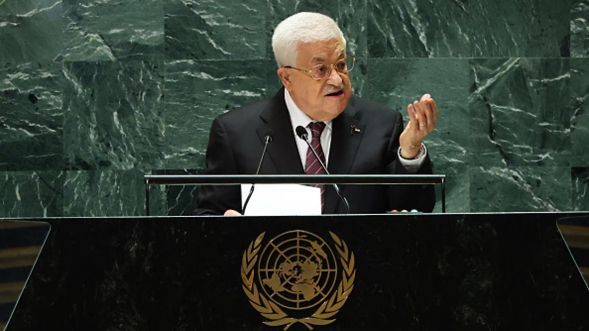عباس و80 مسؤولًا فلسطينيًا بلا تأشيرة.. هل تعيد واشنطن سيناريو عرفات؟