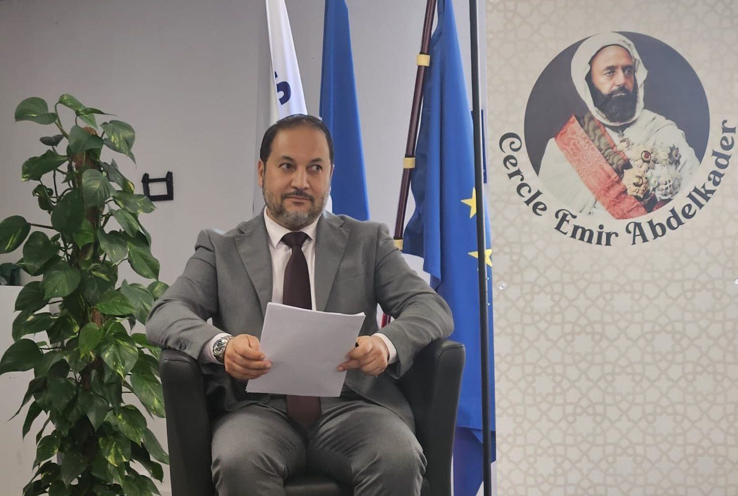 جاليتنا هي الأكبر بفرنسا.. لكن تأثيرها محدود!